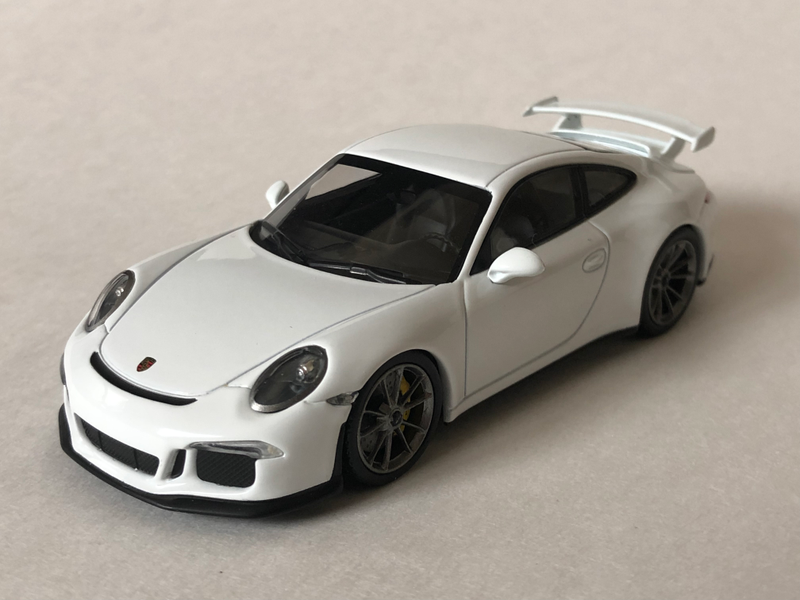 Illustration for article titled A Closer Look at the Minichamps 1/43 991 GT3s
